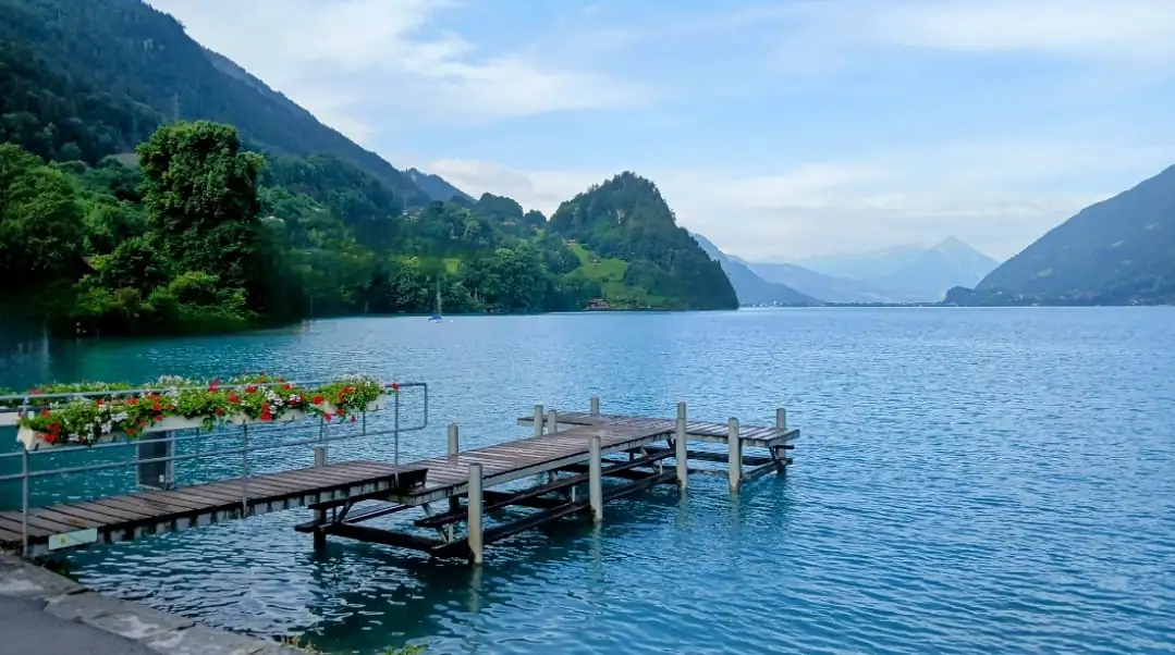 2 Waterfall + Cloy Pier + Lake Bern, Thun — Happy Tour Switzerland (22)