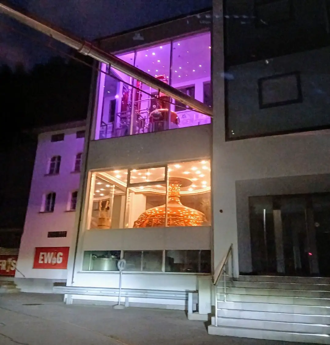 2 Waterfall Lauterbrunnen With Cloy Option Early Express Bern, Thun — Happy Tour Switzerland (2)