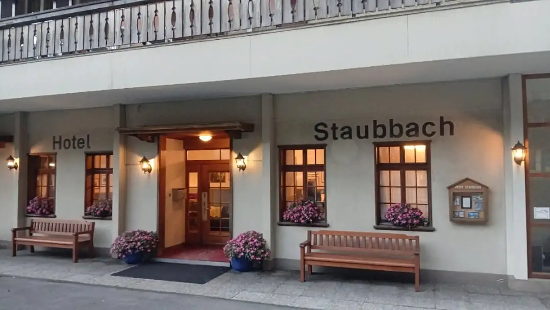 2 Waterfall Lauterbrunnen With Cloy Option Early Express Bern, Thun — Happy Tour Switzerland (19)