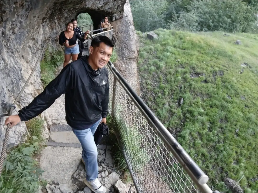 2 Waterfall Lauterbrunnen With Cloy Option Early Express Bern, Thun — Happy Tour Switzerland (16)
