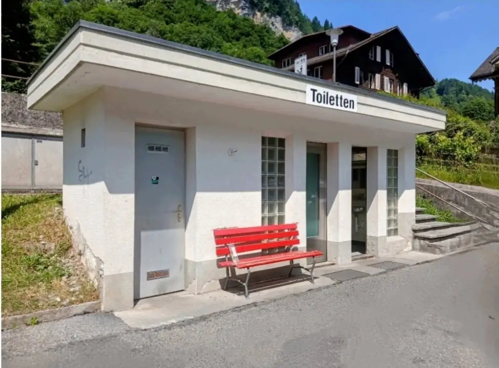 3 Waterfall + Cloy Pier + Lake Bern, Thun — Happy Tour Switzerland (8)