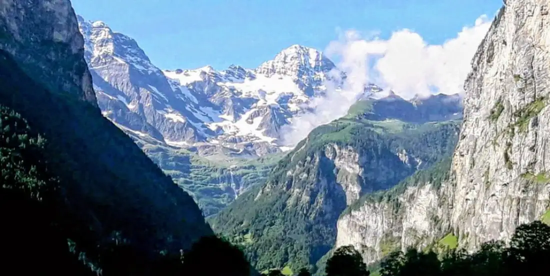Waterfall Staubbach Truemmelbach Stechelberg Cloy Pier — Happy Tour Switzerland (21)