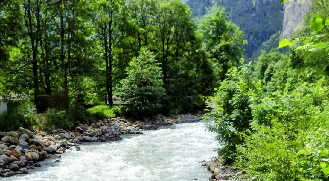 Waterfall Staubbach Truemmelbach Stechelberg Cloy Pier — Happy Tour Switzerland (34)