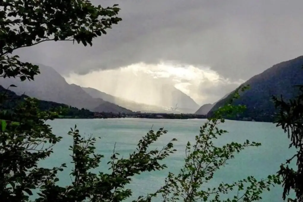 Andermatt To Interlaken One Way Private — Happy Tour Switzerland (30)