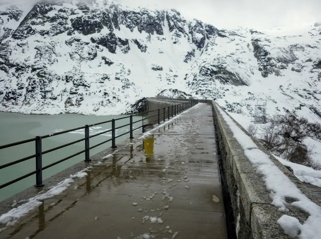 Andermatt To Interlaken One Way Private Tour Andermatt — Happy Tour Switzerland (16)