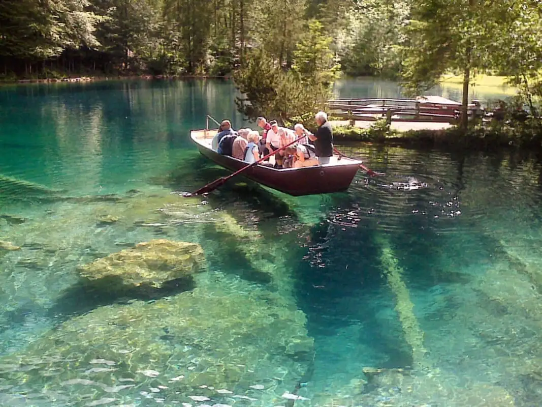 Blausee Spiez Castle — Happy Tour Switzerland (15)