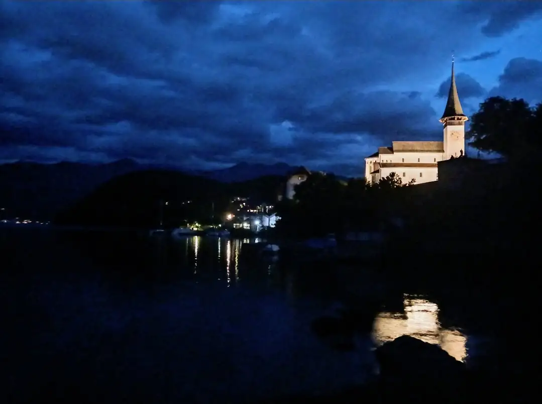 Castle By Nite Spiez — Happy Tour Switzerland (23)