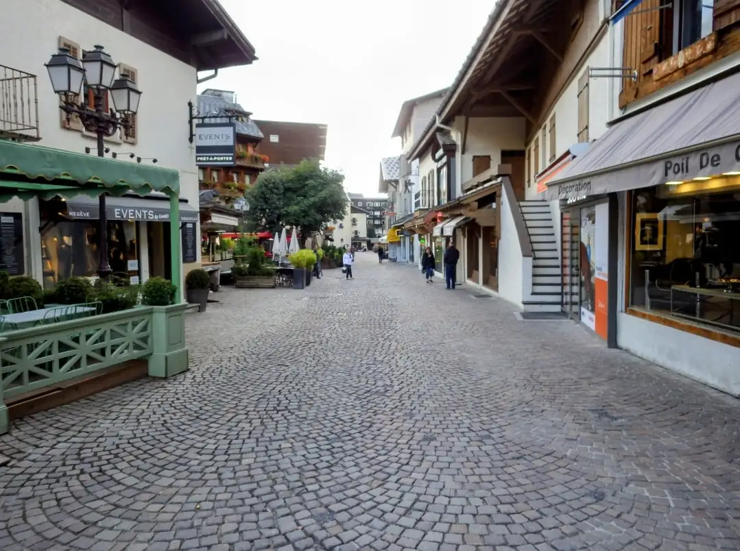 Chamonix France See It All Do — Happy Tour Switzerland (7)