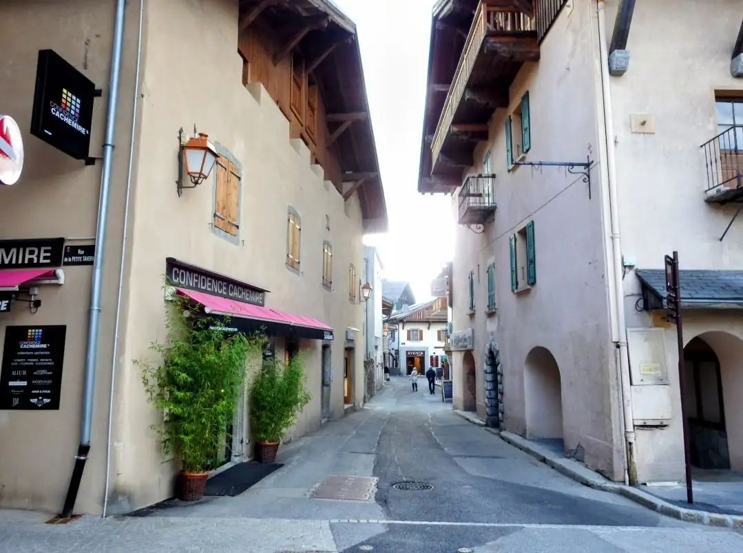 Chamonix France See It All Do — Happy Tour Switzerland (9)