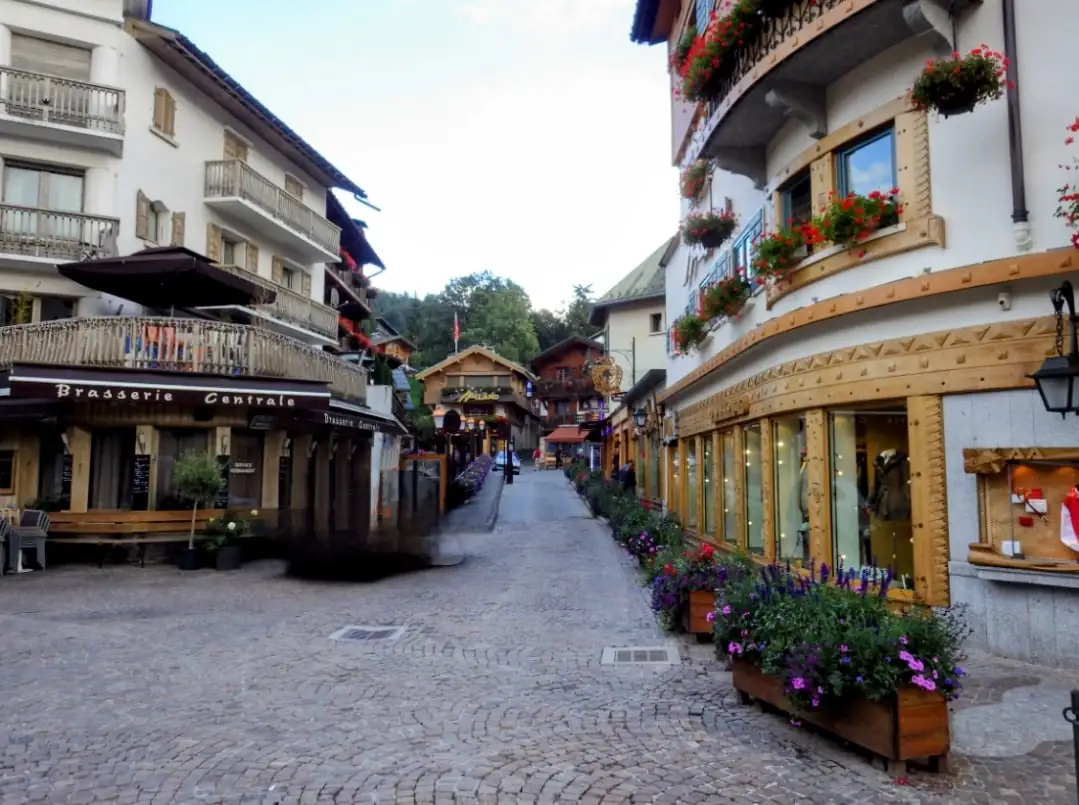 Chamonix France See It All Do — Happy Tour Switzerland (8)
