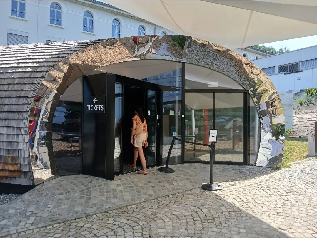Chocolate Factory Tour Bern, Thun — Happy Tour Switzerland (14)
