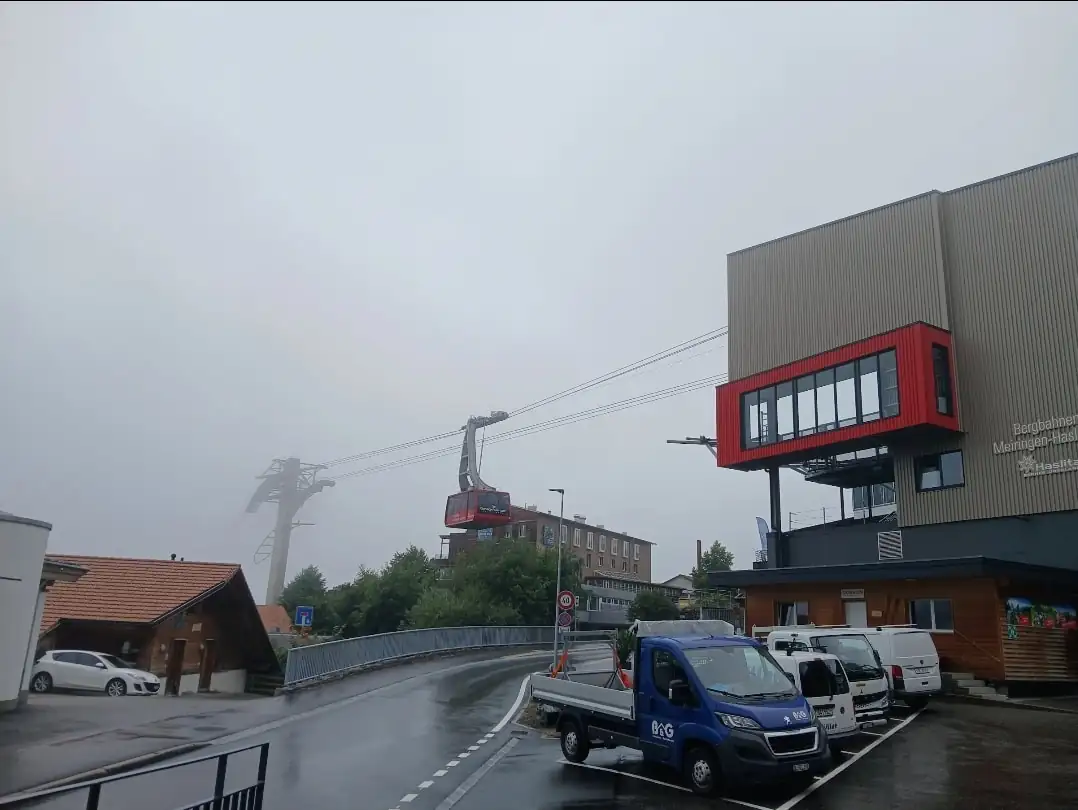 Cloy Crash Landing On You All Movie Locations Tour Bern, Thun — Happy Tour Switzerland (22)