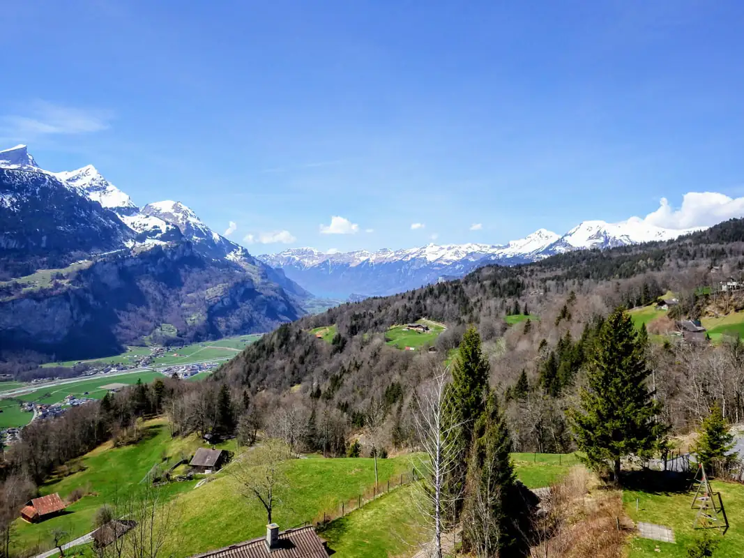Cloy Crash Landing On You All — Happy Tour Switzerland (31)