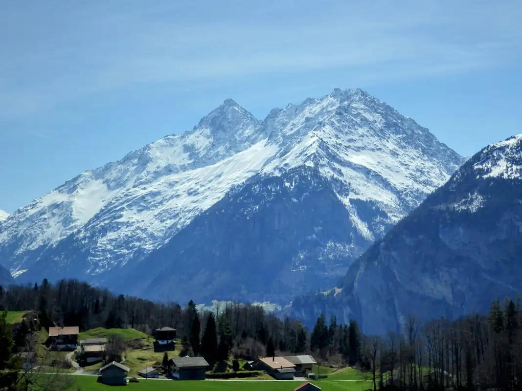 Cloy Crash Landing On You All — Happy Tour Switzerland (30)