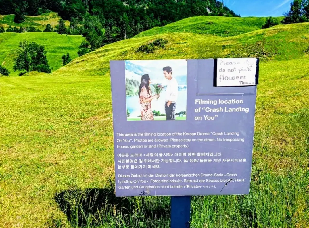 Cloy Crash Landing On You All — Happy Tour Switzerland (16)