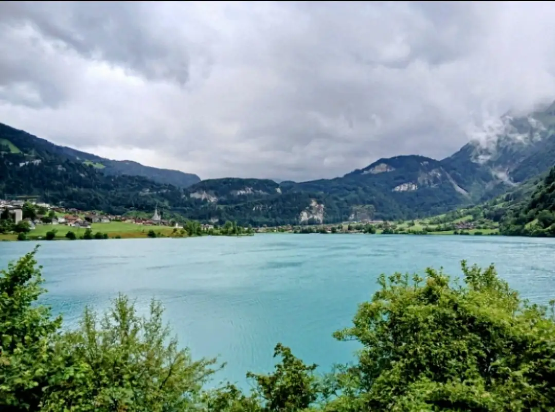 Cloy Crash Landing On You All Movie Sites Location From Bern Thun Spiez Bern — Happy Tour Switzerland (20)