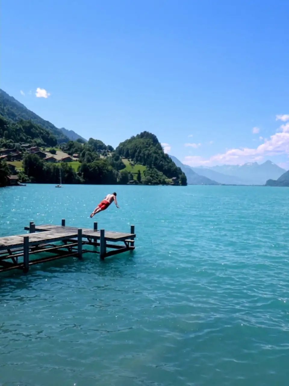 Coffee Mountain + Cable Car + Cloy Pier Bern, Thun — Happy Tour Switzerland (19)