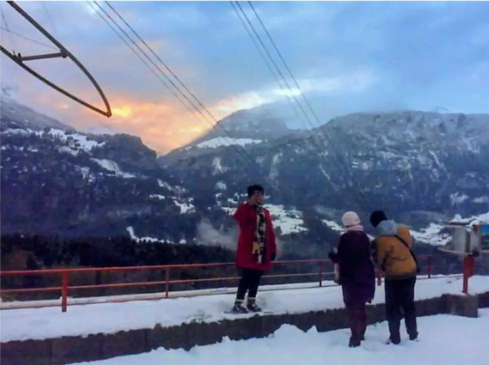 Coffee Mountain + Cable Car + Cloy Pier Bern, Thun — Happy Tour Switzerland (8)