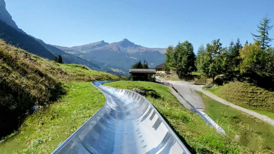 Fun Ride Super View Activity Sightseeing — Happy Tour Switzerland (12)