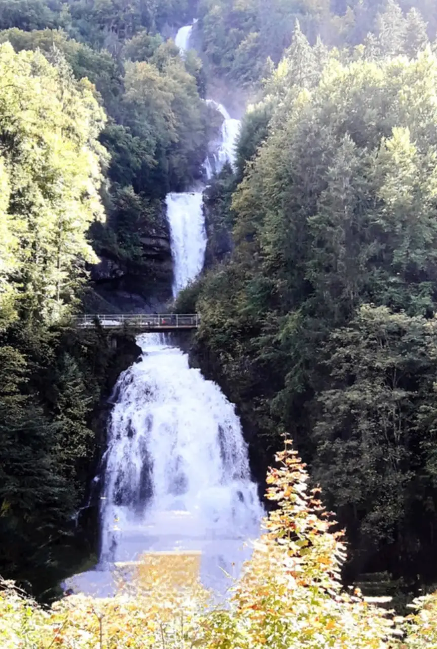Giessbach Waterfall Tour Bern, Thun — Happy Tour Switzerland (15)