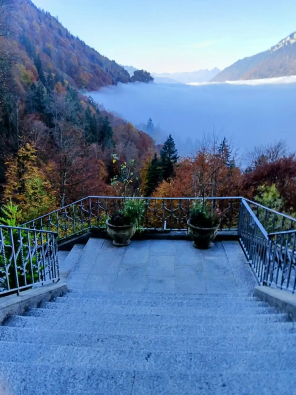 Giessbach Waterfall Tour Bern, Thun — Happy Tour Switzerland (28)