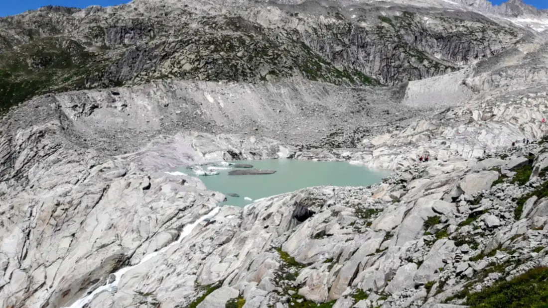 Goldfinger Sightseeing Activity — Happy Tour Switzerland (10)