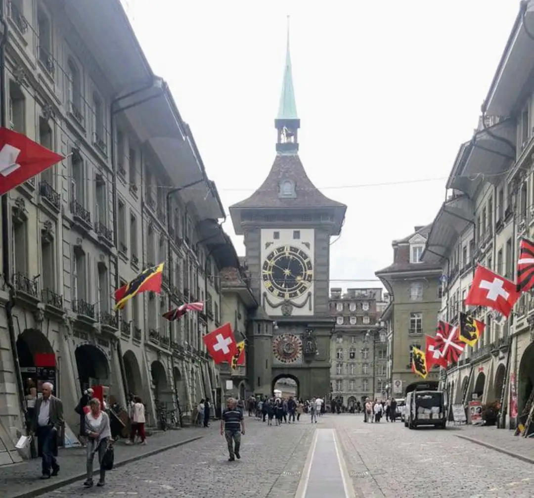 Goto: Bern — City & Culture private tour, Switzerland