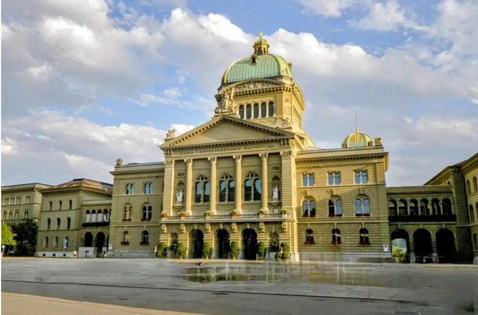 Goto: Bern Thun, Spiez — Happy Tour Switzerland (7)