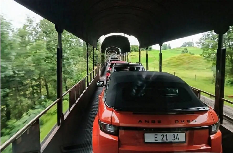 Zermatt Lucern Lungern Cloy Iseltwald Interlaken — Happy Tour Switzerland (19)