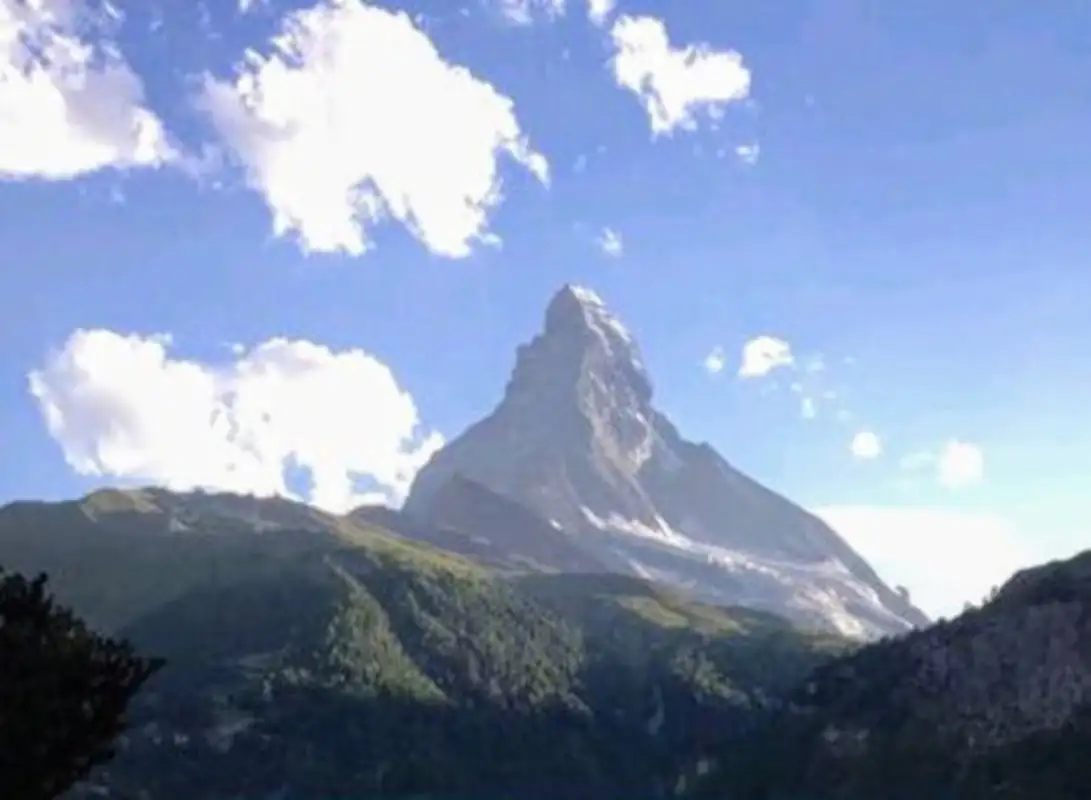 Goto: Zermatt Via Lucern Lungern Cloy Waterfall Iseltwald Interlaken Castle Spiez Blausee — Waterfalls private tour, Switzerland