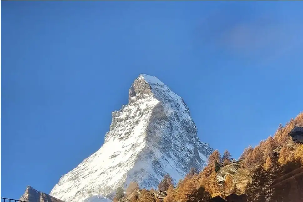Zermatt Lucern Lungern Cloy Iseltwald Interlaken — Happy Tour Switzerland (29)