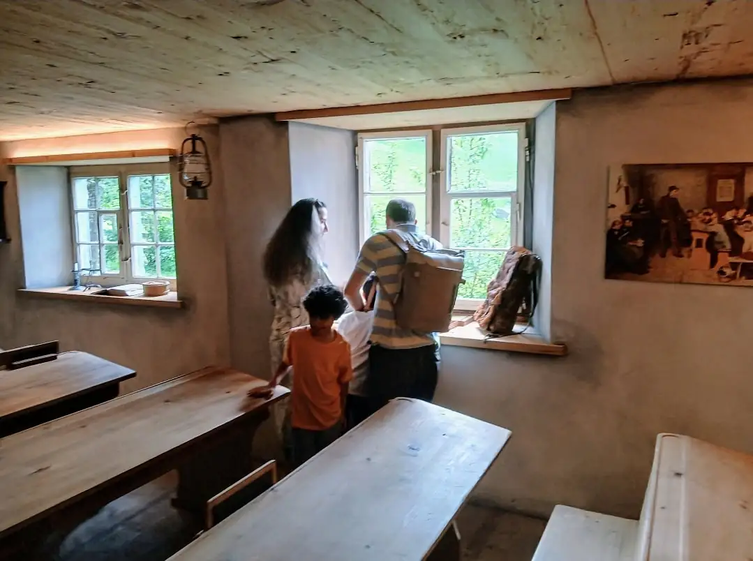 Heidi Land Tour With Vaduz From Zurich Zurich — Happy Tour Switzerland (28)