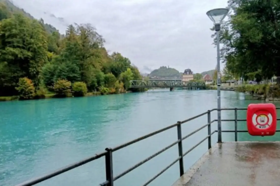 Interlaken Walking — Happy Tour Switzerland (24)