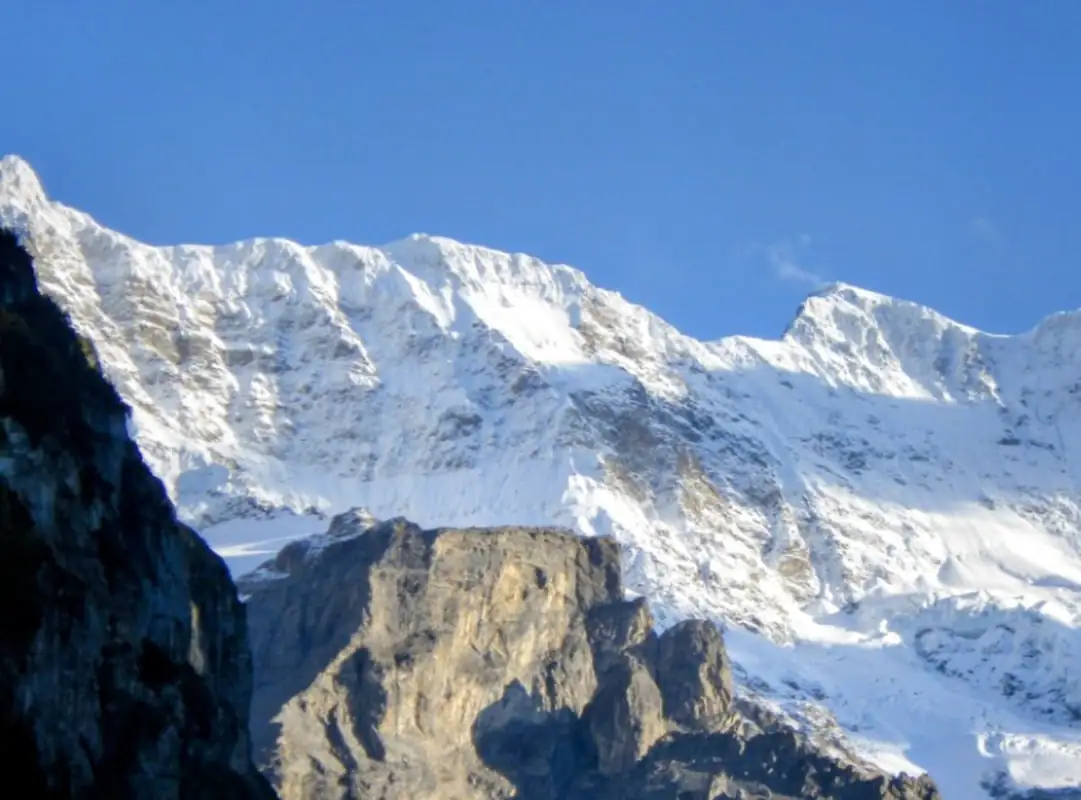 James Bond Sightseeing Schilthorn — Happy Tour Switzerland (10)