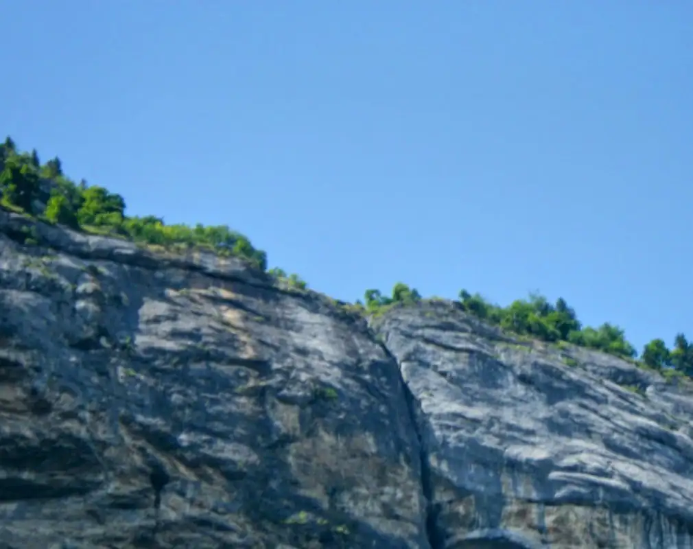 James Bond Sightseeing Schilthorn — Happy Tour Switzerland (6)