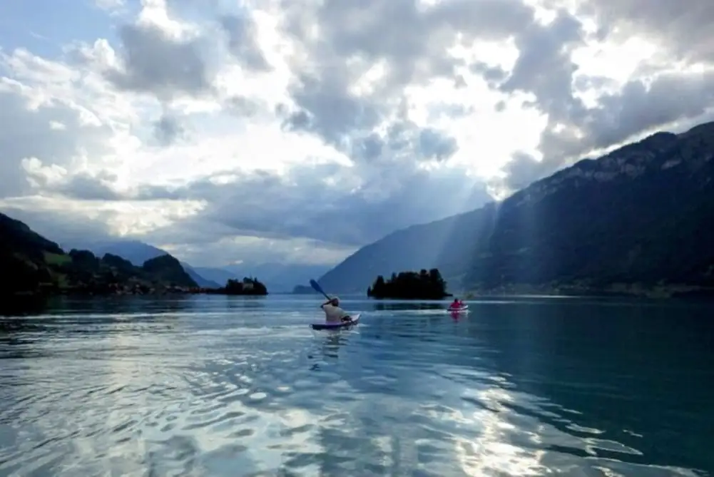Kayak Rental Thun, Spiez — Happy Tour Switzerland (20)