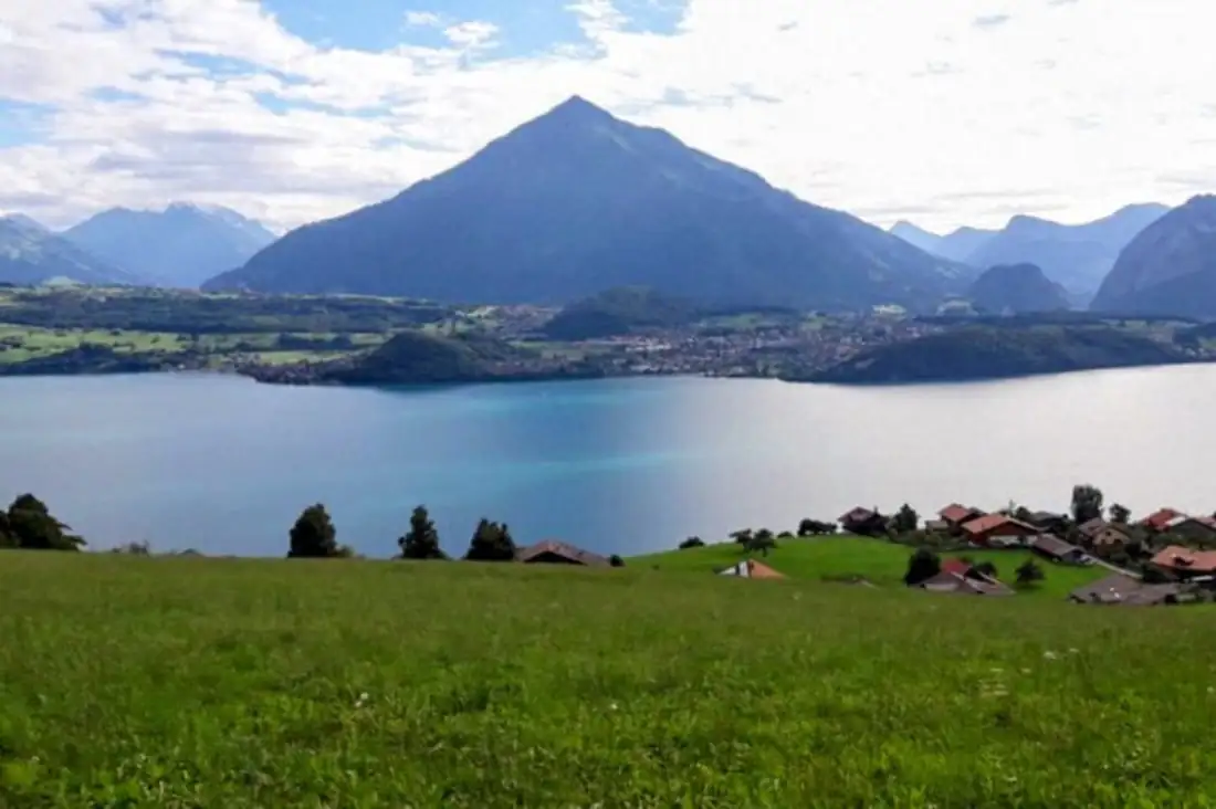 Lake + Cloy Bridge + Thun + Castle Tour — Lakes private tour, Switzerland