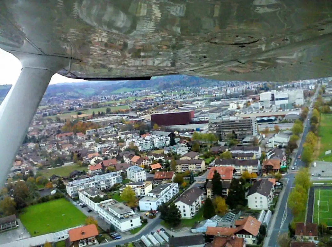 Lake + Cloy Bridge + Thun + Castle Tour Bern, Thun — Happy Tour Switzerland (38)