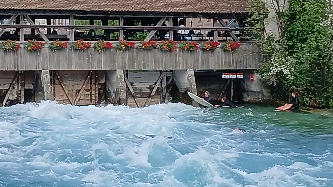 Lake + Cloy Bridge + Thun + Castle Tour Bern, Thun — Happy Tour Switzerland (70)
