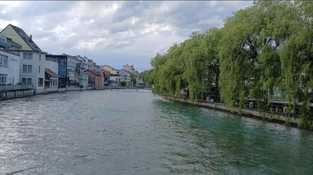 Lake + Cloy Bridge + Thun + Castle Tour Bern, Thun — Happy Tour Switzerland (52)
