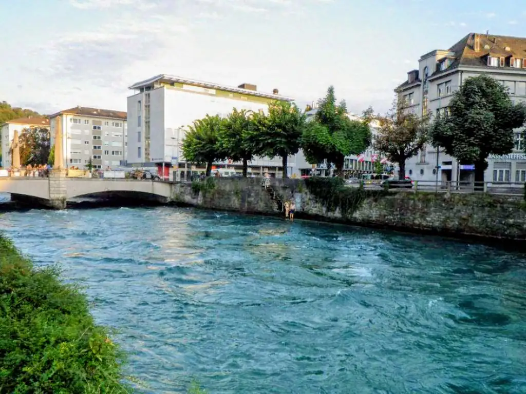 Thun Aare Imgp0184 — Happy Tour Switzerland (50)