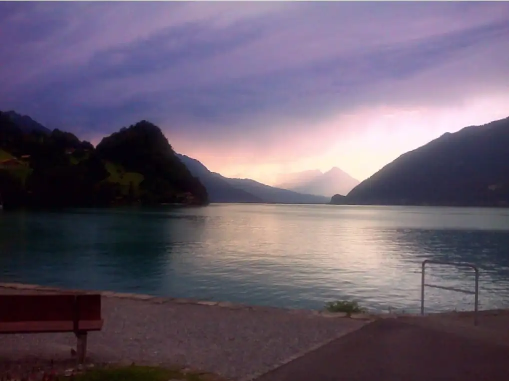 Lake + Waterfall + Aare Gorge + Cloy Pier Iseltwald Bern, Thun — Happy Tour Switzerland (19)
