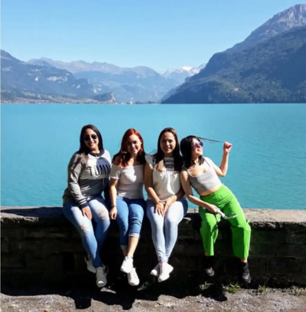 Lake + Waterfall + Aare Gorge + Cloy Pier Iseltwald Bern, Thun — Happy Tour Switzerland (4)