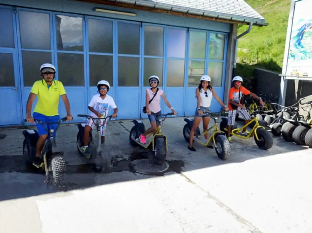 Monster Down Hill Drill Ride Activity — Happy Tour Switzerland (5)