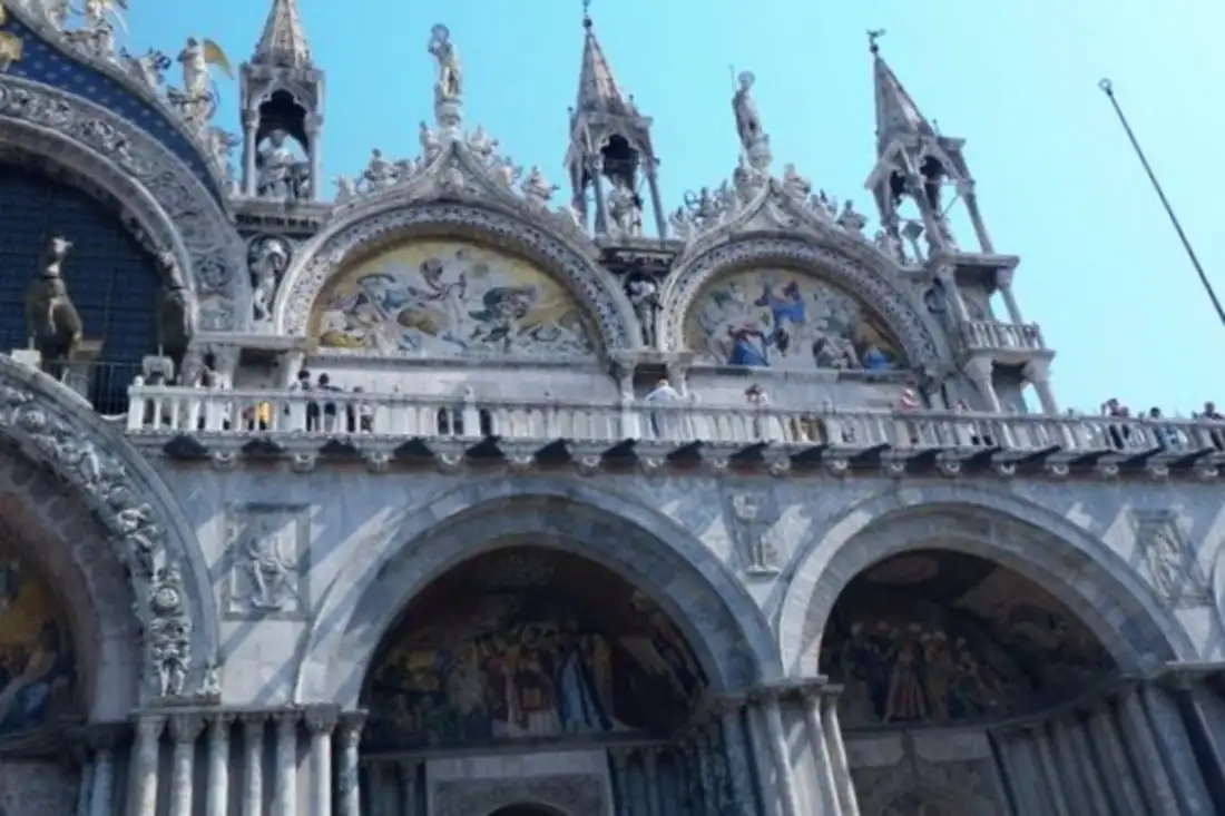 Venice Italy Teleportation Sightseeing — Happy Tour Switzerland (19)