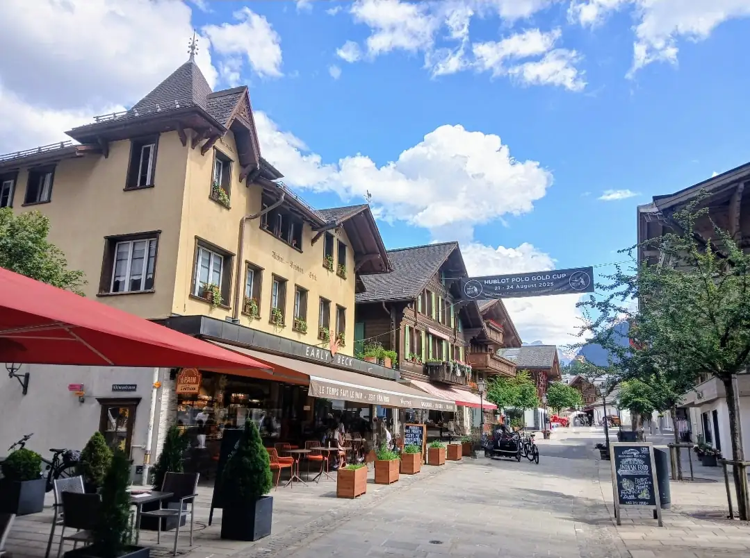 Worlds Most Expensive Town Gstaad Bern, Thun — Happy Tour Switzerland (31)