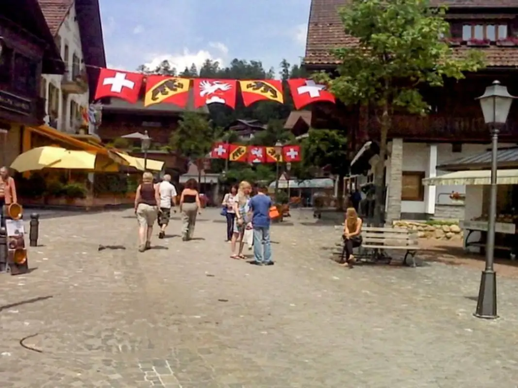 World Most Expensive Town Gstaad — Happy Tour Switzerland (26)