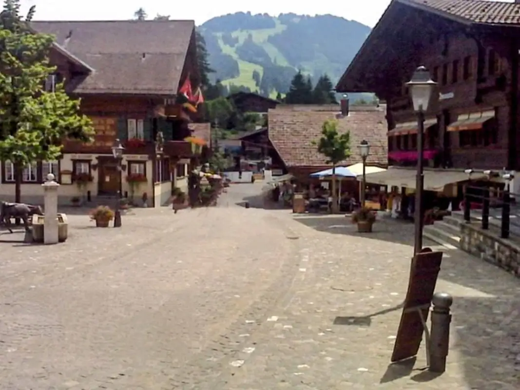 World Most Expensive Town Gstaad — Happy Tour Switzerland (28)